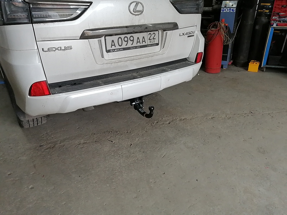 Фаркоп Lexus LX 2007-15 / Toyota Land Cruiser J200 2007-…