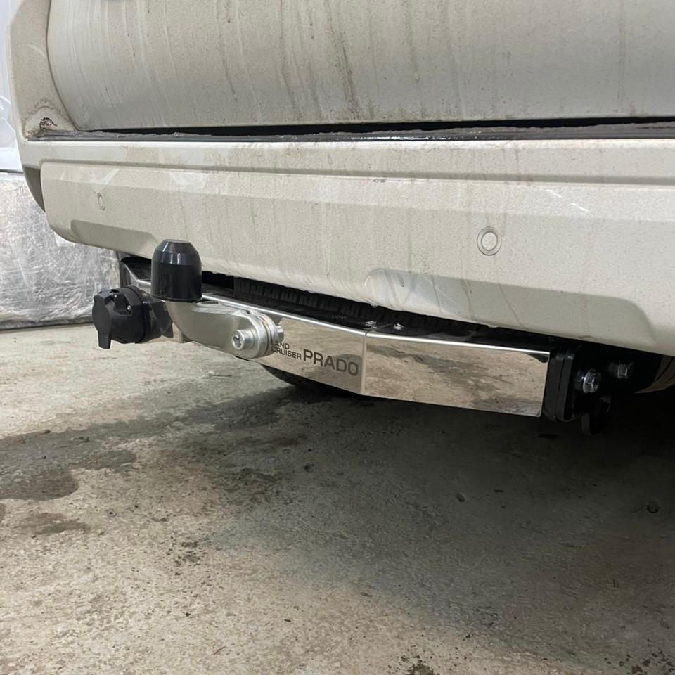 Фаркоп Toyota LC PRADO 90/95 1996-2002 НЕРЖ.НАКЛАДКА